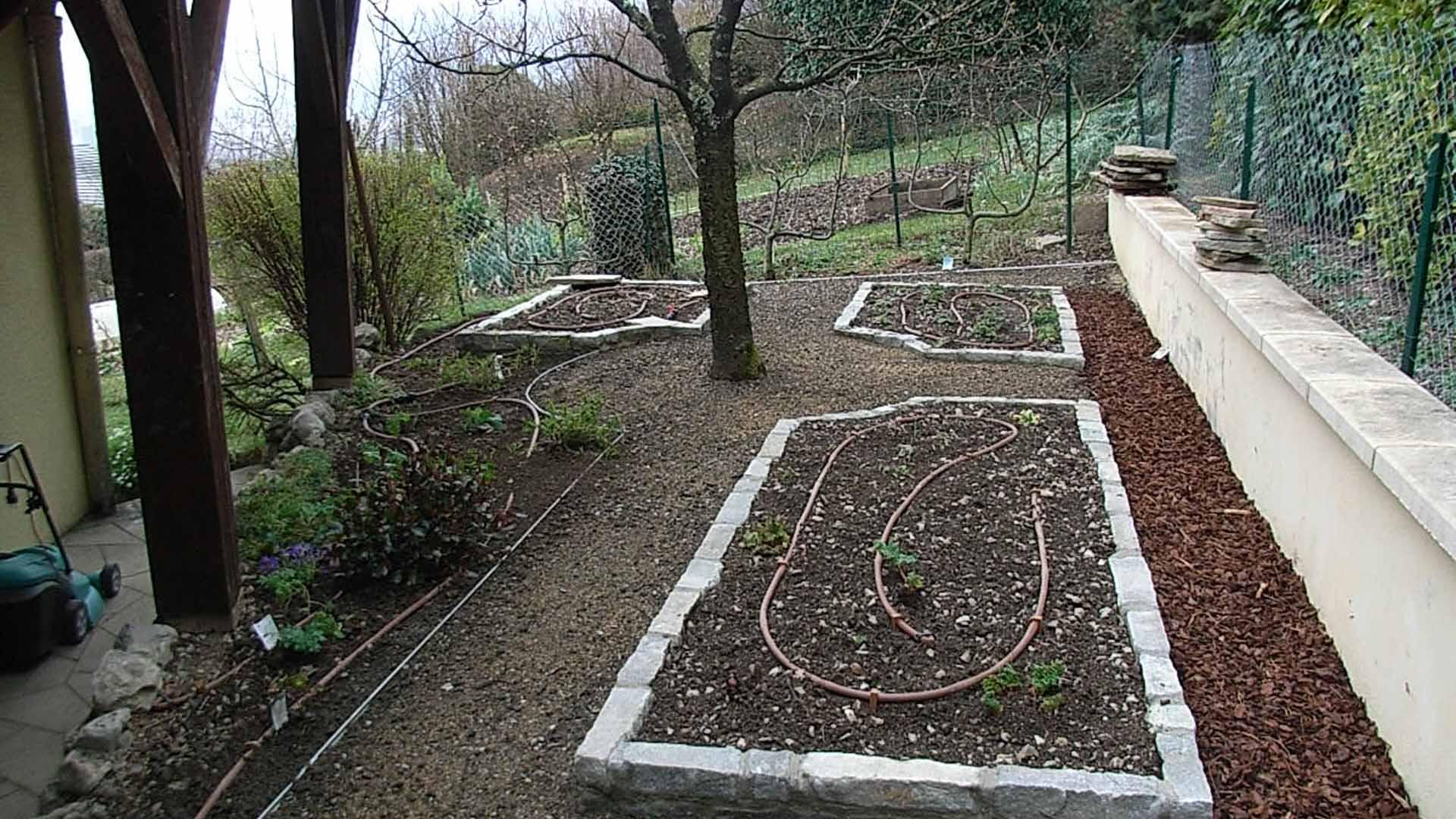 Système d'arrosage goutte à goutte