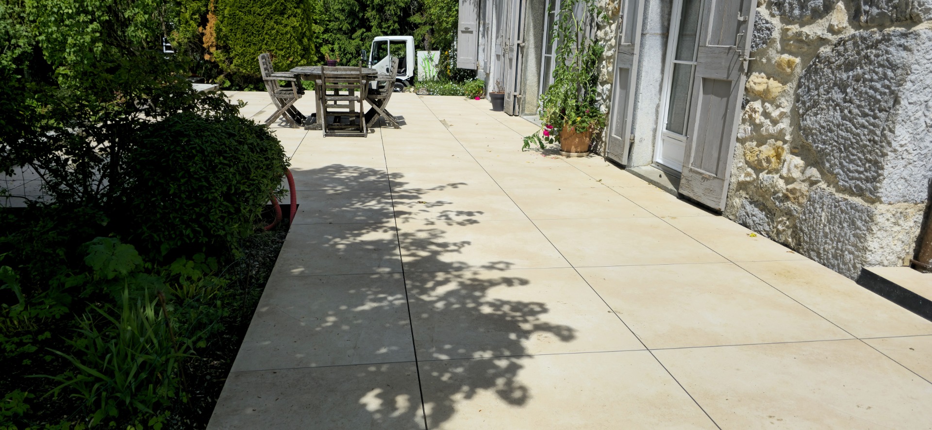 TERRASSE SUR PLOTS CARRELAGE 